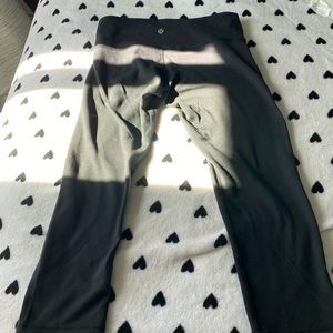Lululemon black and green reversible pants